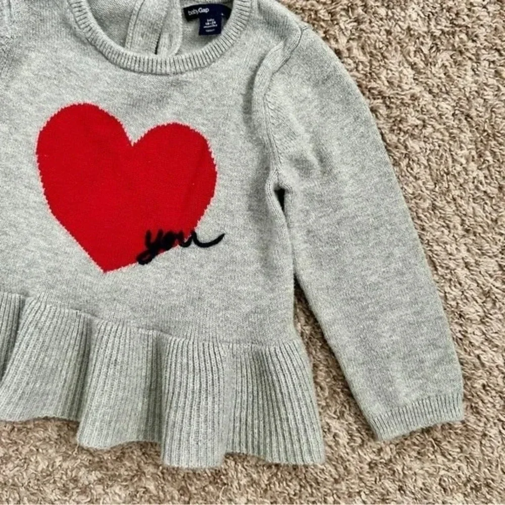 babyGap I Girls Gray Heart Peplum Sweater I‎ Size 18-24 Months I EUC